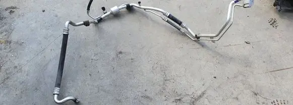 KIA Sorento Air conditioning (A/C) pipe/hose