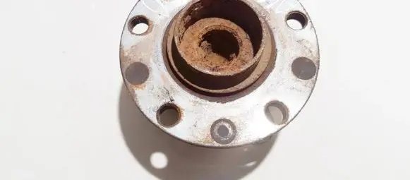 Audi A6 S6 C6 4F Rear wheel hub