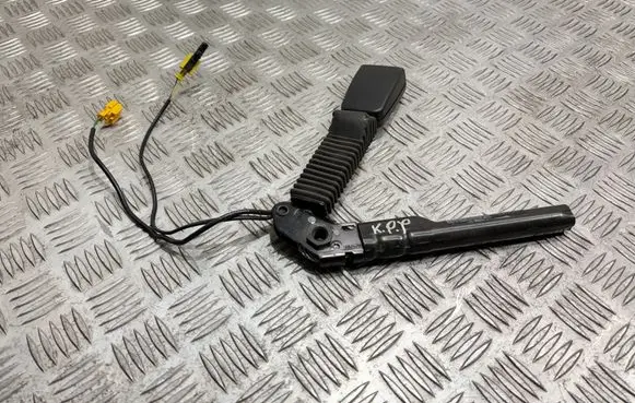 Mercedes-Benz R W251 Front seatbelt buckle A2518600369 V95021 BAMPT11177