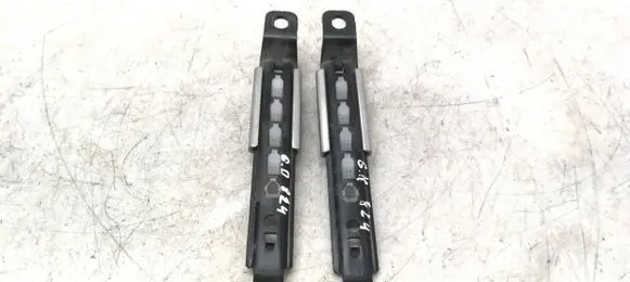 Nissan Pathfinder R51 Seat belt adjustment rail 