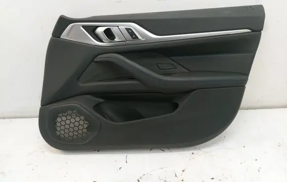 BMW 4 G22 G23 G24 G26 Front door card panel trim