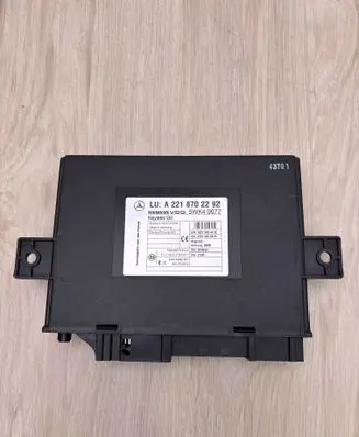 Mercedes-Benz S W221 Keyless (KESSY) go control unit/module A2218702292 5WK49077