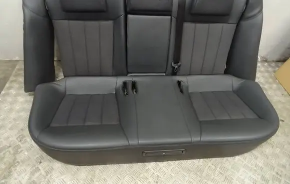 Opel Vectra C Second row seats 