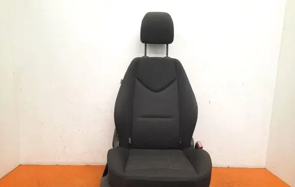 Peugeot 308 Front passenger seat 