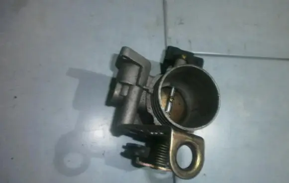 Renault Megane I Throttle valve 7700861679f