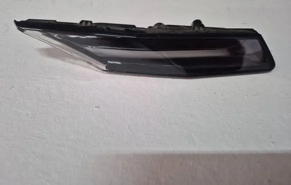 Porsche Taycan 9J1 Front indicator light 9J1953042H
