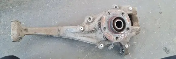 Audi A5 8T 8F Front wheel hub 8K0407257G
