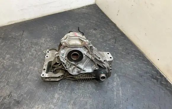 BMW X3 F25 Gearbox transfer box case 8643151