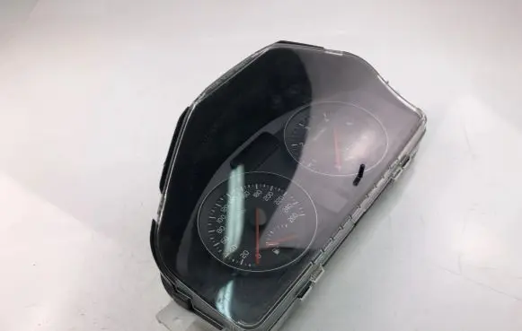 Volvo C30 Speedometer (instrument cluster) 30765310