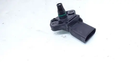 Volkswagen Golf V Air pressure sensor 038906051B 0281002399