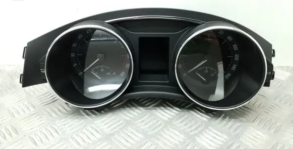 Skoda Superb B6 (3T) Speedometer (instrument cluster) 3T2920941H