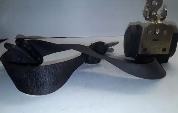 Renault Megane II Front seatbelt B506014