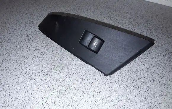 BMW 5 E60 E61 Electric window control switch 6940324