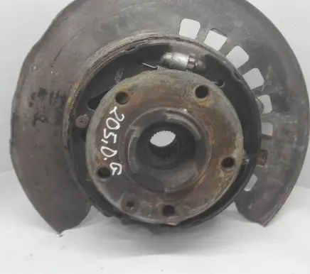Volkswagen Touareg I Rear wheel hub spindle/knuckle 7L0505436B