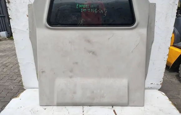 Peugeot Expert Partition between cabin