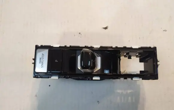 Volkswagen Golf VIII Gear selector/shifter in gearbox 5H0713059R 1051633405 92478UGQ00697