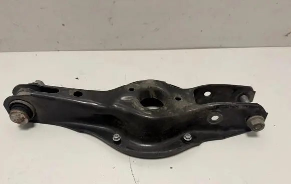 BMW 3 GT F34 Rear upper control arm/wishbone 6884694 6867540