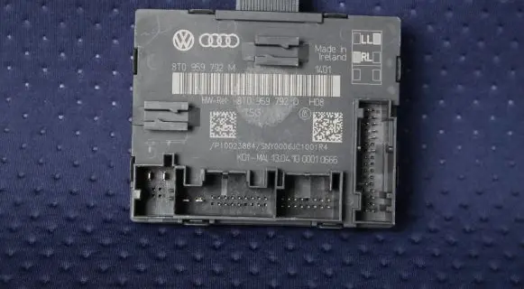 Audi A5 Sportback 8TA Door control unit/module 8T0959792M