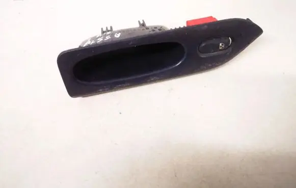 Renault Espace III Electric window control switch 7701686916