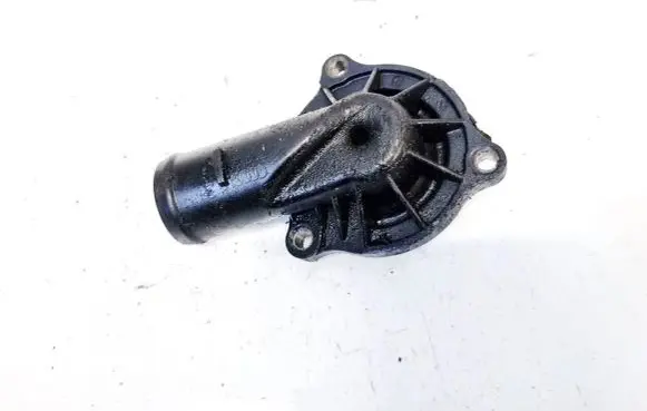 Audi Q7 4L Engine coolant pipe/hose 059121111