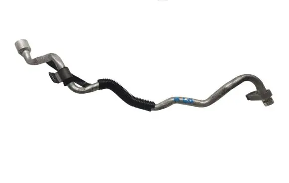 Nissan Juke I F15 Air conditioning (A/C) pipe/hose 92450BA62A