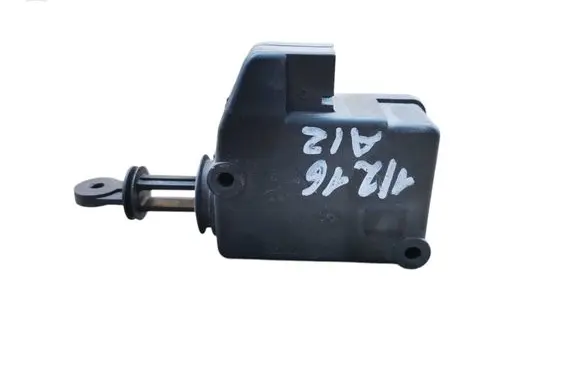 Volvo S40, V40 Tailgate lock latch 30899699