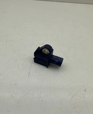 Mercedes-Benz CLS C218 X218 Airbag deployment crash/impact sensor A2128204926