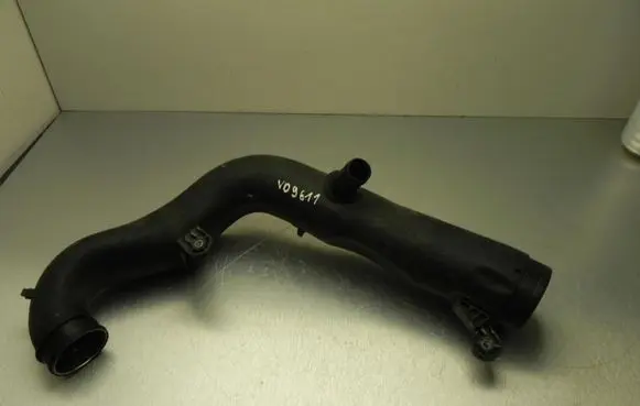 Volkswagen Golf V Air intake hose/pipe 1K0129654AA VD9611