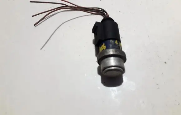 Coolant temperature sensor