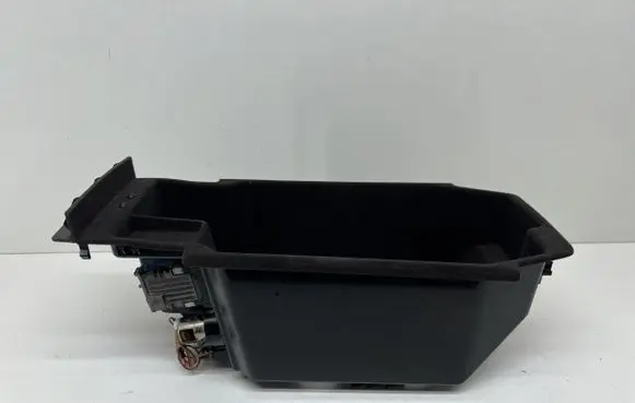 BMW 8 G15 Glove box central console 9396478