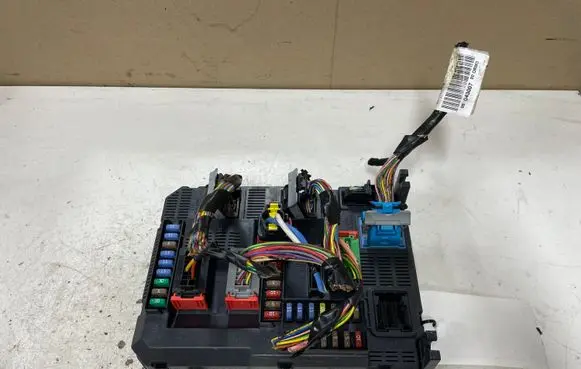 Peugeot 208 Comfort/convenience module 9678355980 E1090488 22661F