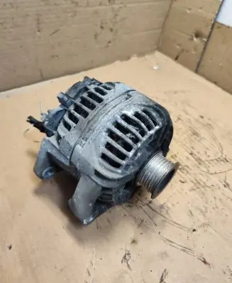 Opel Zafira A Generator/alternator 13108596 0124525030