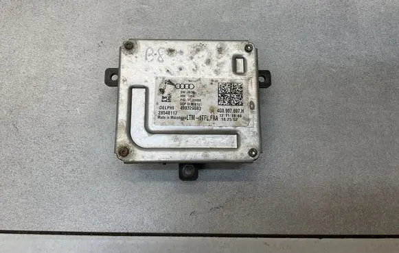 Volkswagen PASSAT B8 Headlight ballast module Xenon 4G0907697H