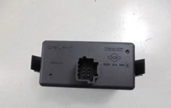 Renault Modus Hazard light switch 8200214896A