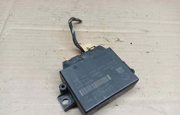 Skoda Yeti (5L) Parking PDC control unit/module 5J0919475A