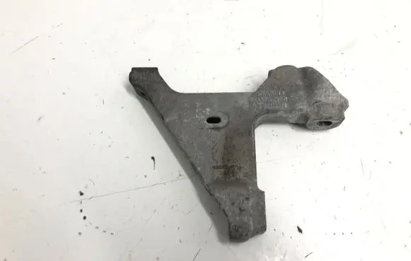 Opel Vivaro Gearbox mounting bracket 244834609R 93450725