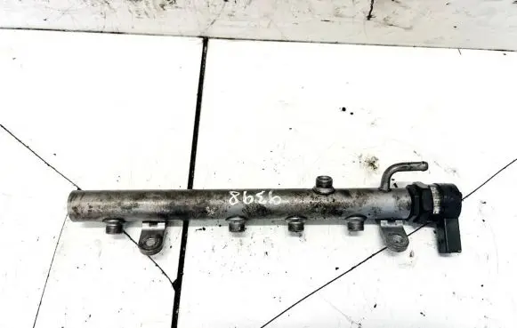 Jeep Grand Cherokee (WK) Fuel main line pipe a6420700495002 10049089