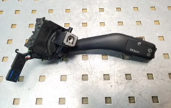 Volkswagen Touran I Wiper control stalk 1K0953519A
