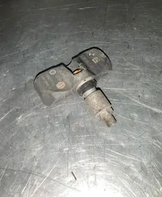 BMW 5 E60 E61 Tire pressure sensor 6781847