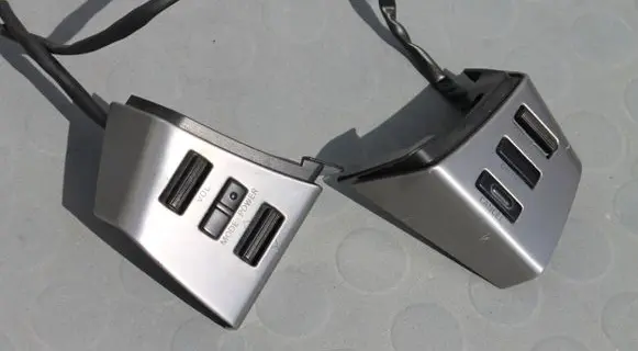 Steering wheel buttons/switches