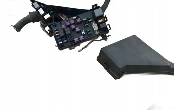 Subaru Impreza III Fuse module