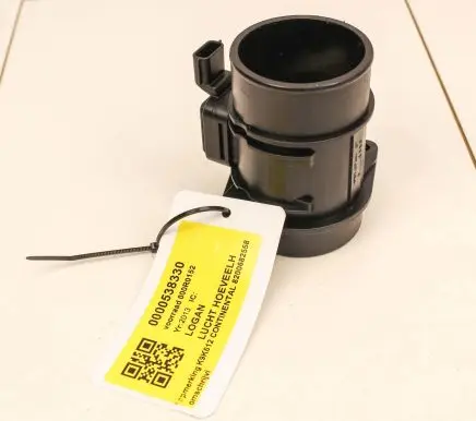 Renault Megane III Mass air flow meter 8200682558B