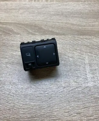 Nissan Murano Z50 Wing mirror switch 050518 Nissanmirrorswitch