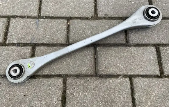 Audi Q7 4M Rear control arm 4M0501529N