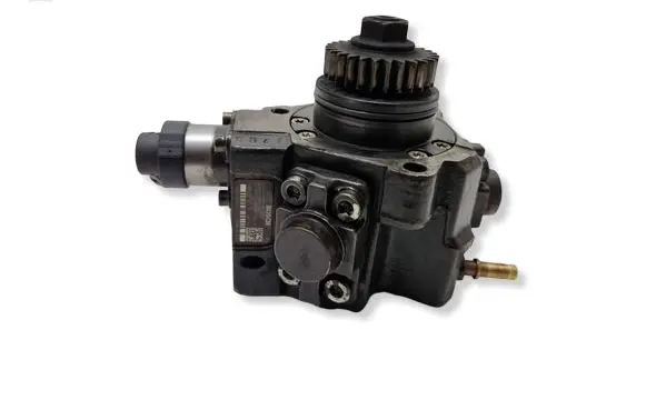 Renault Espace V (RFC) Fuel injection high pressure pump 167005114R 8452568 0445010406