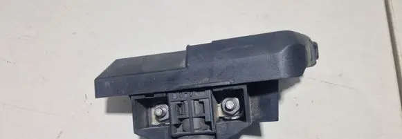 Audi A6 S6 C6 4F Battery relay fuse 4F0915519