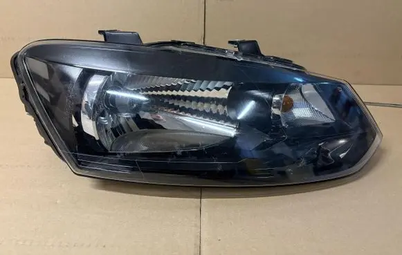 Volkswagen Polo V 6R Headlight/headlamp 6R1941016E
