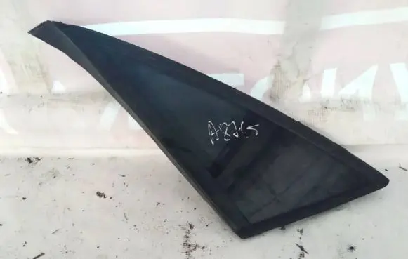 Audi A4 S4 B5 8D Rear side window