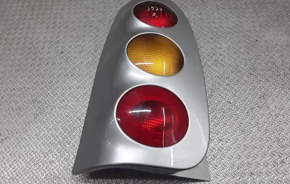 Smart ForTwo I Rear/tail lights 253041L