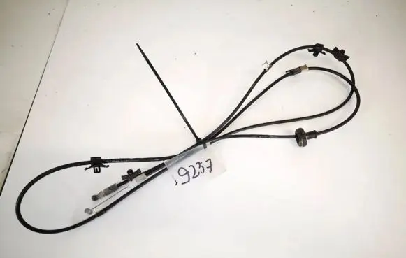 Handbrake/parking brake wiring cable
